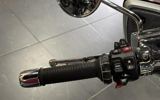 2025 BMW R 18 Transcontinental Dragonfire Red Metallic Matte