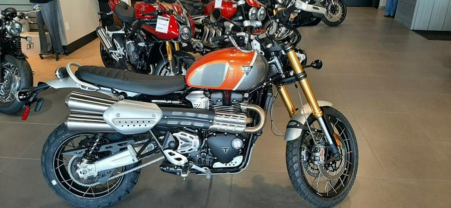 2022 Triumph Scrambler 1200 XE Gold Line Baja Orange / Silver Ice