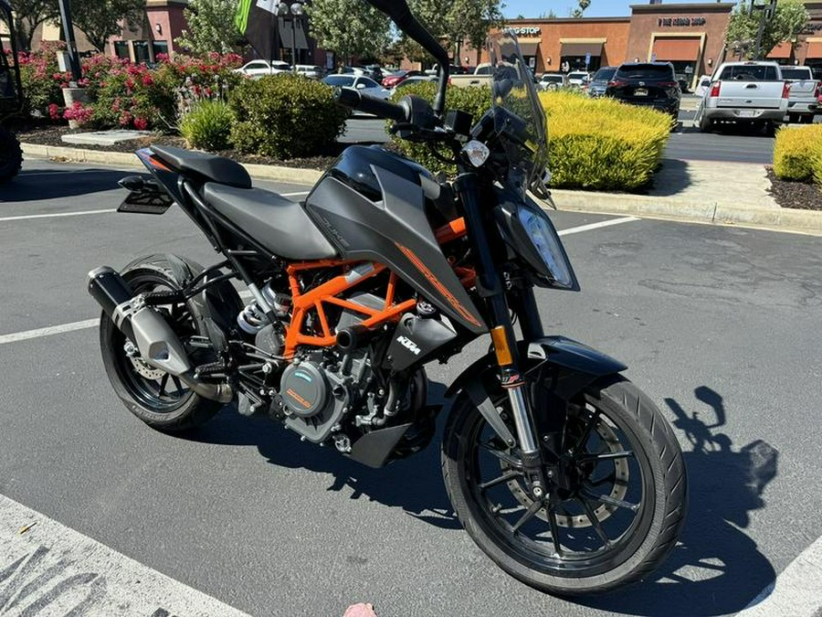 2023 KTM 390 Duke