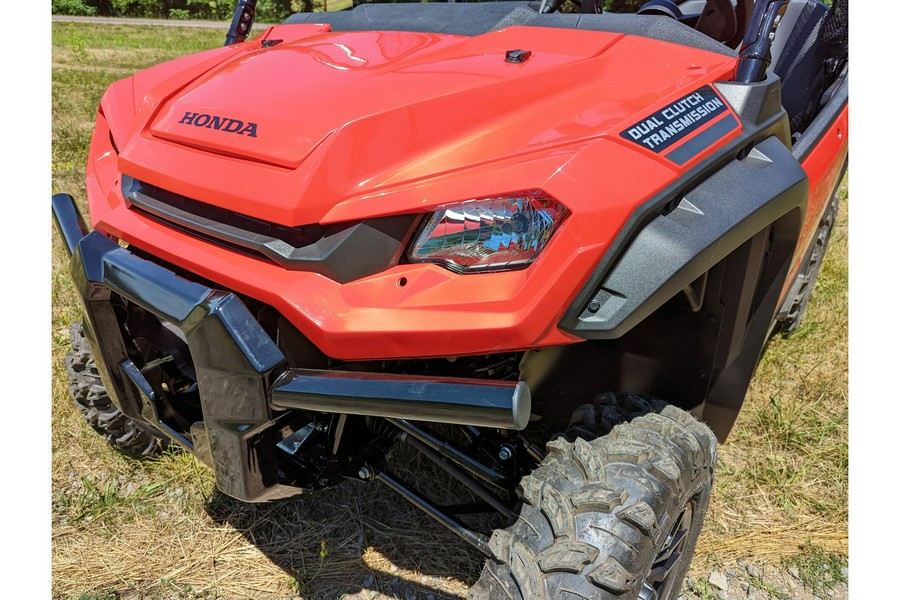 2024 Honda Pioneer 1000 Deluxe