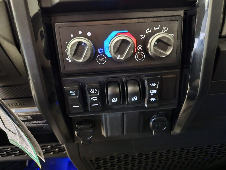 2024 Polaris R24XAW1RBS