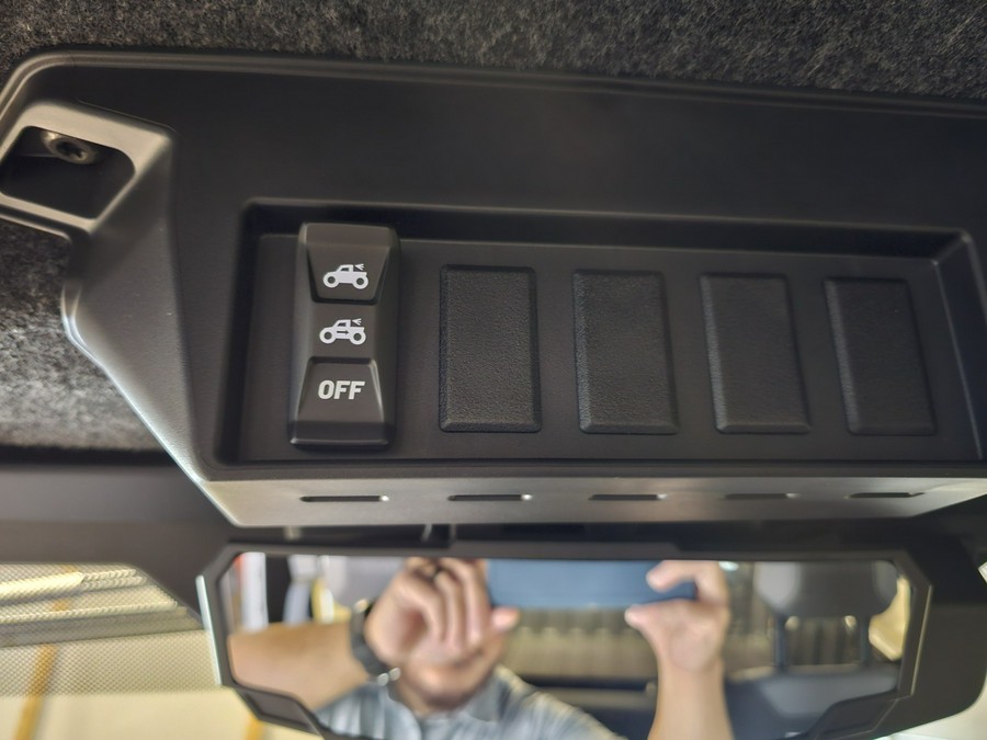 2024 Polaris R24XAW1RBS