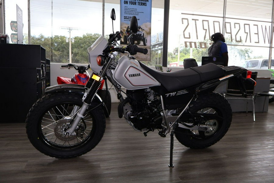 2025 Yamaha TW200