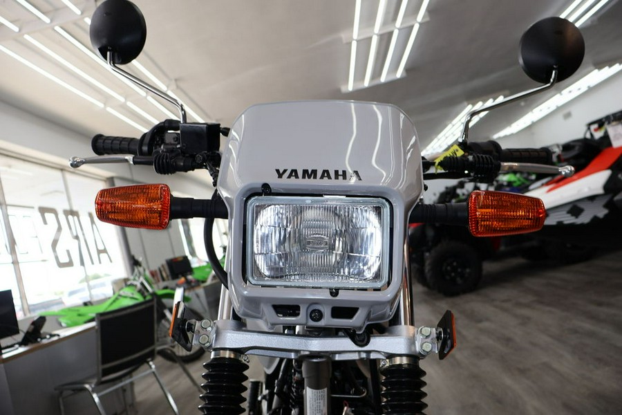 2025 Yamaha TW200