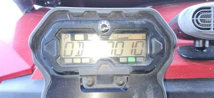 2014 Can-Am Commander™ 1000