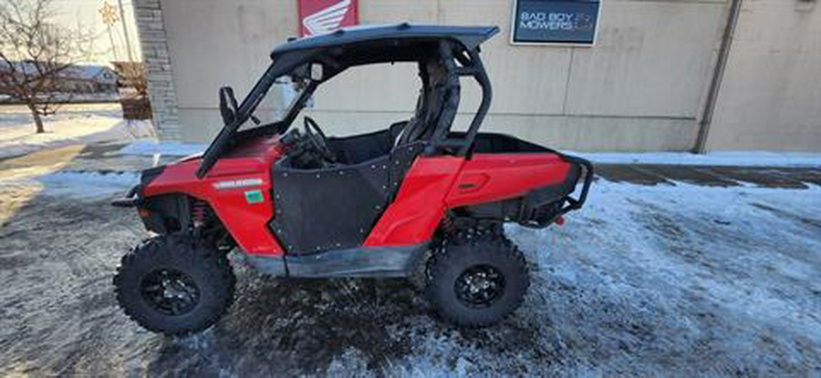 2014 Can-Am Commander™ 1000