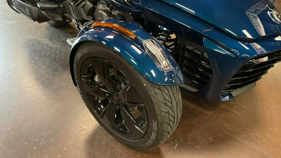 2023 Can-Am Spyder RT Limited