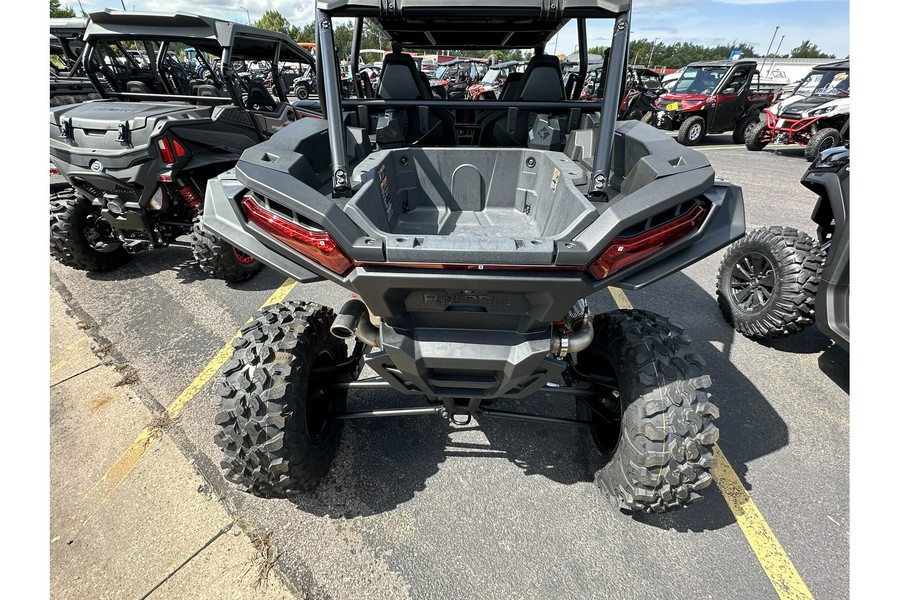 2026 RZR XP 4 1000 ULTIMATE - Polaris