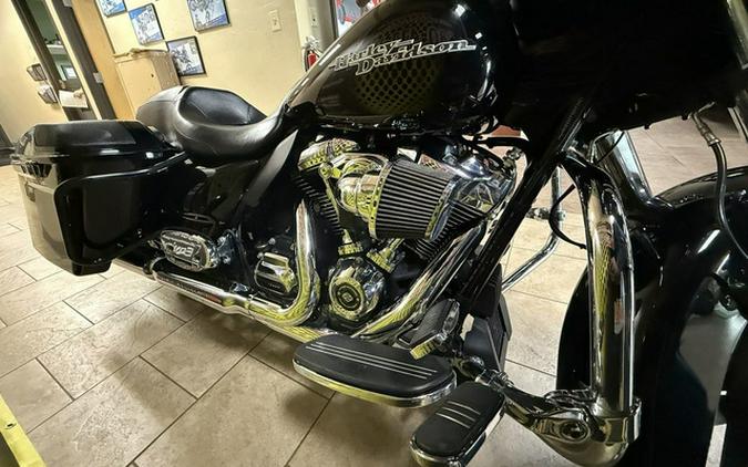 2019 Harley-Davidson FLHX - Street Glide