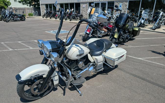 2016 Harley-Davidson Road King®
