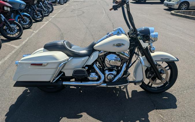 2016 Harley-Davidson Road King®