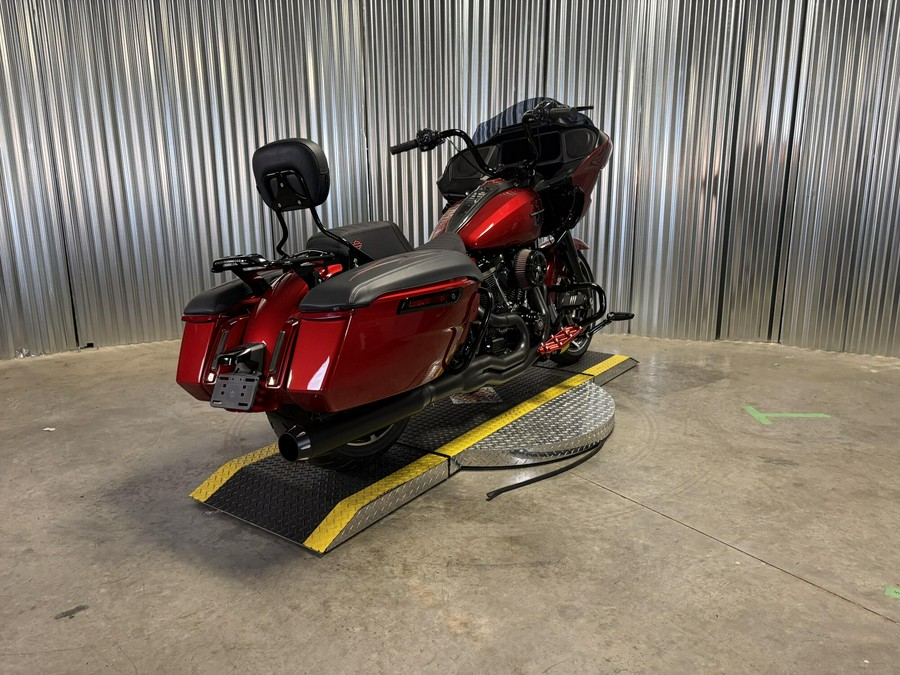 2025 Harley-Davidson Road Glide BRILLIANT RED
