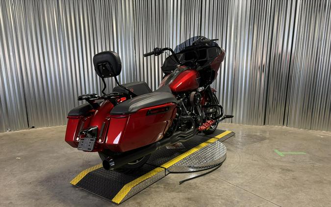 2025 Harley-Davidson Road Glide BRILLIANT RED
