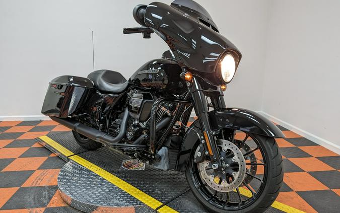 2018 Harley-Davidson Touring Street Glide Special