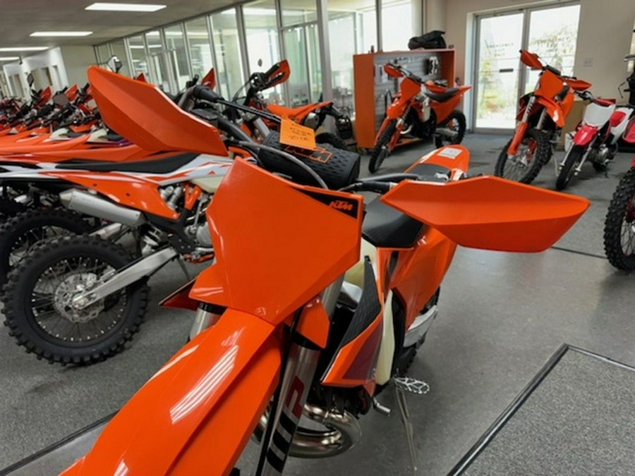 2025 KTM XC 250