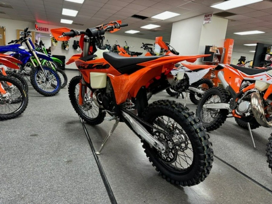 2025 KTM XC 250