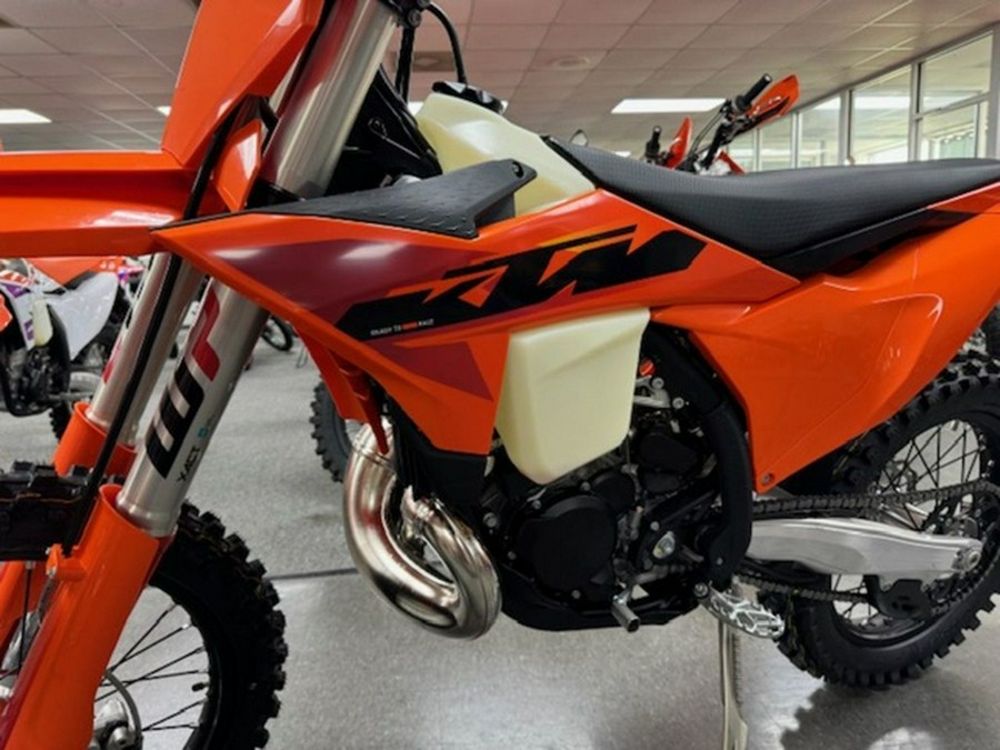 2025 KTM XC 250