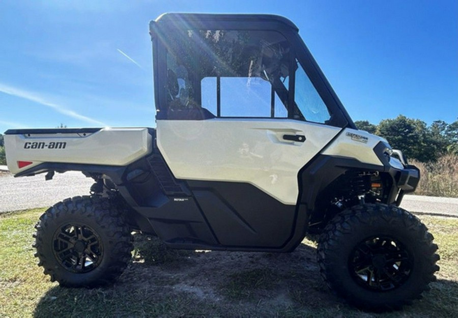 2026 Can-Am Defender Limited HD11