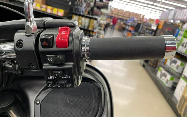 2022 Kawasaki Vulcan® 1700 Vaquero® ABS