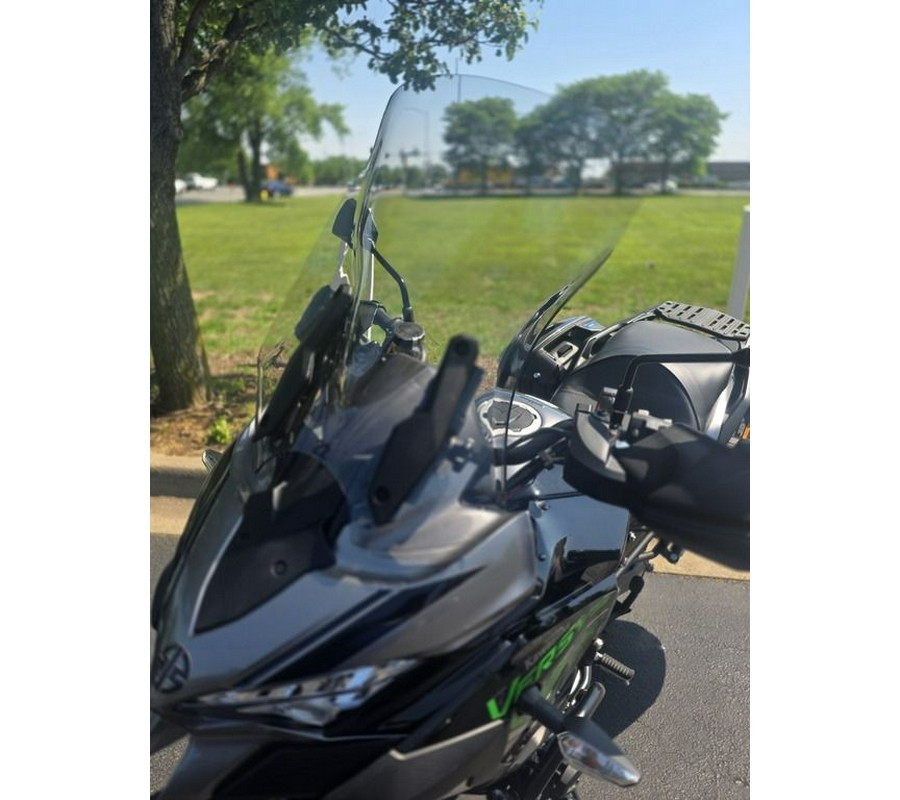 2022 Kawasaki Versys® 1000 SE LT+