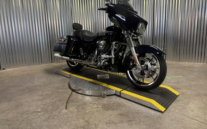 2020 Harley-Davidson Street Glide MIDNIGHT BLUE
