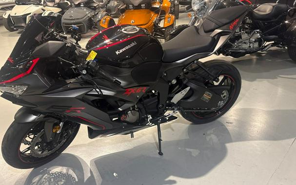 2022 Kawasaki Ninja ZX-6R ABS