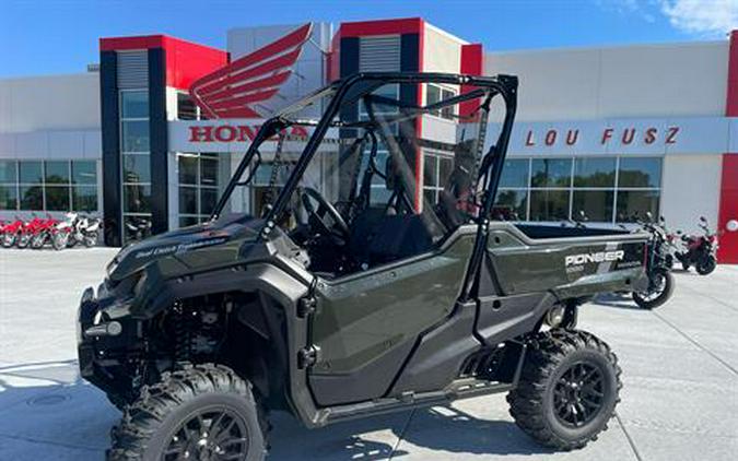 2024 Honda Pioneer 1000 Deluxe