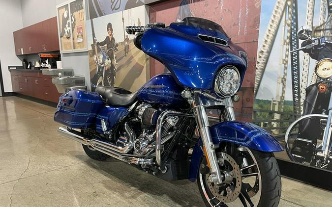 2019 Harley-Davidson FLHX - Street Glide