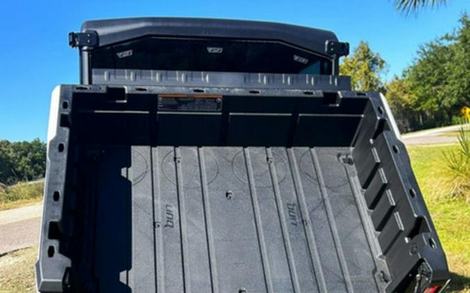 2026 Can-Am Defender Limited HD11