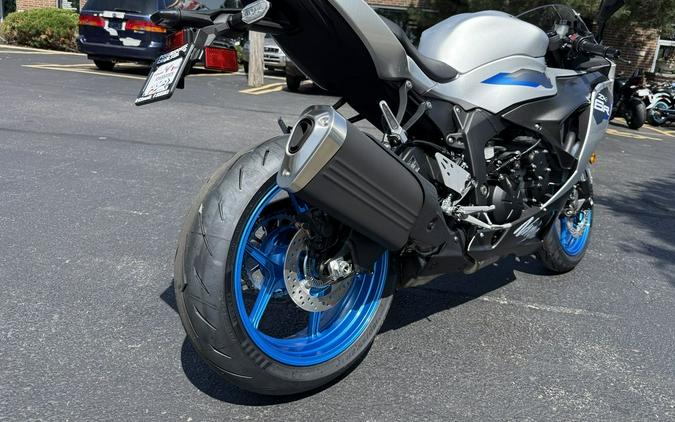 2027 Kawasaki Ninja® ZX™-6R ABS