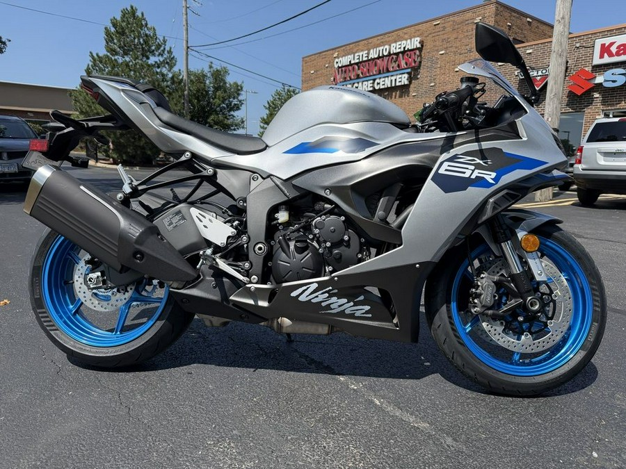 2027 Kawasaki Ninja® ZX™-6R ABS