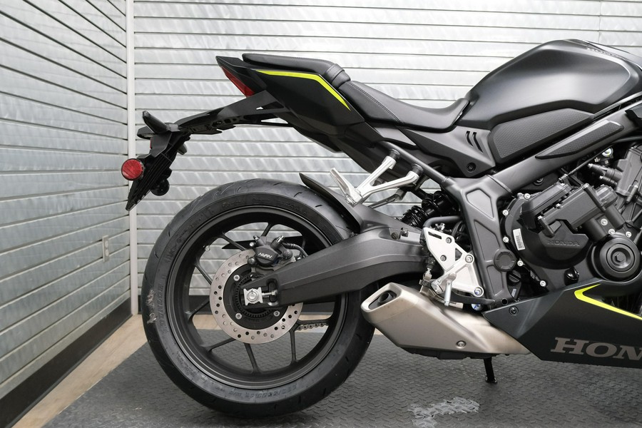 2026 HONDA CBR650R E-CLUTCH