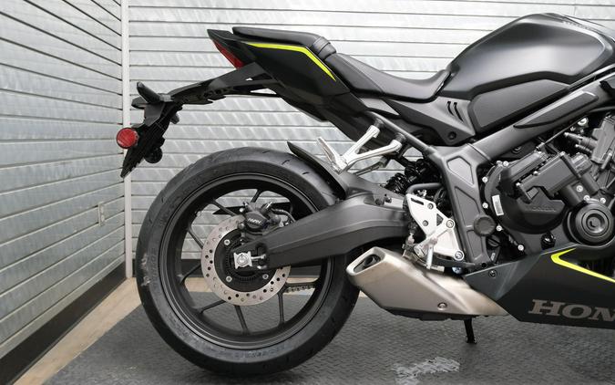 2026 HONDA CBR650R E-CLUTCH