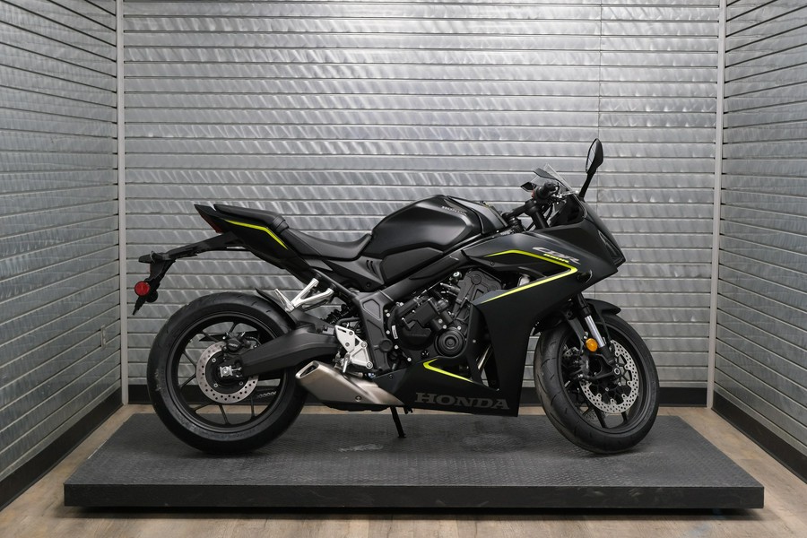 2026 HONDA CBR650R E-CLUTCH