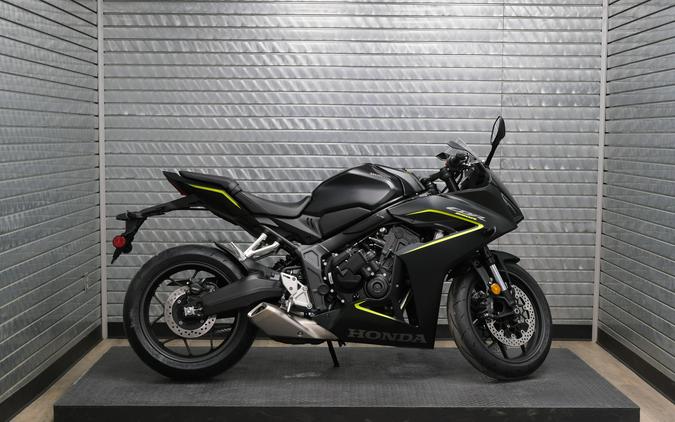 2026 HONDA CBR650R E-CLUTCH