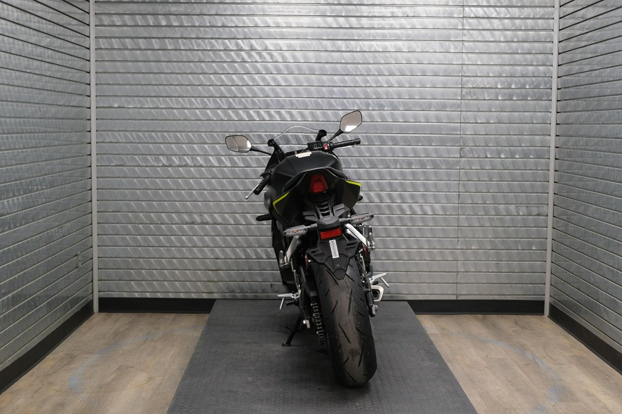 2026 HONDA CBR650R E-CLUTCH