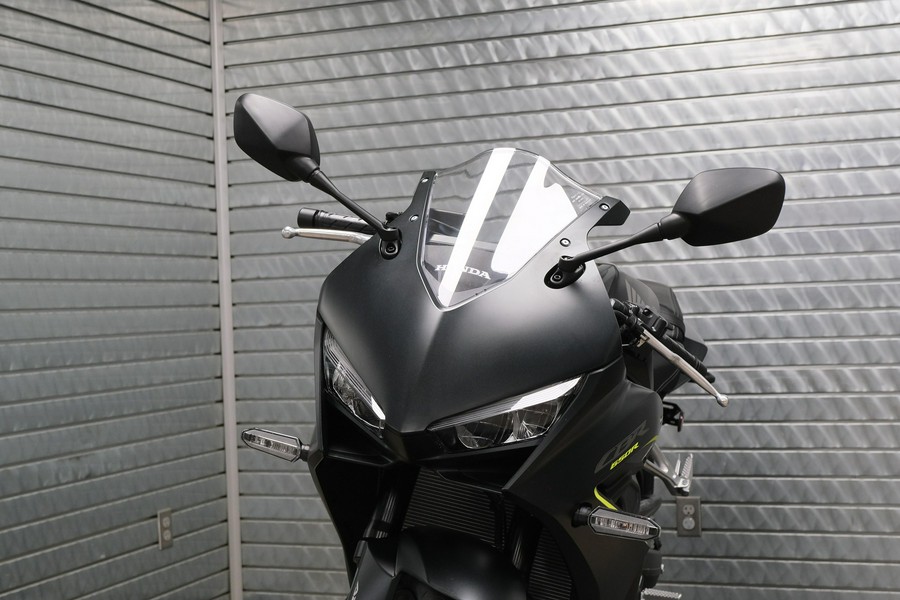 2026 HONDA CBR650R E-CLUTCH