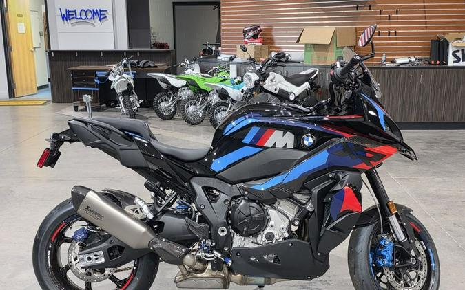 2026 BMW M 1000 XR