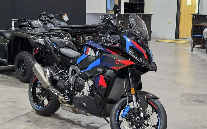 2026 BMW M 1000 XR