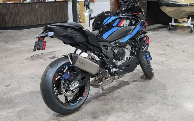 2026 BMW M 1000 XR
