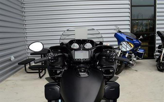 2024 Indian Motorcycle Pursuit® Dark Horse® with PowerBand Audio Package