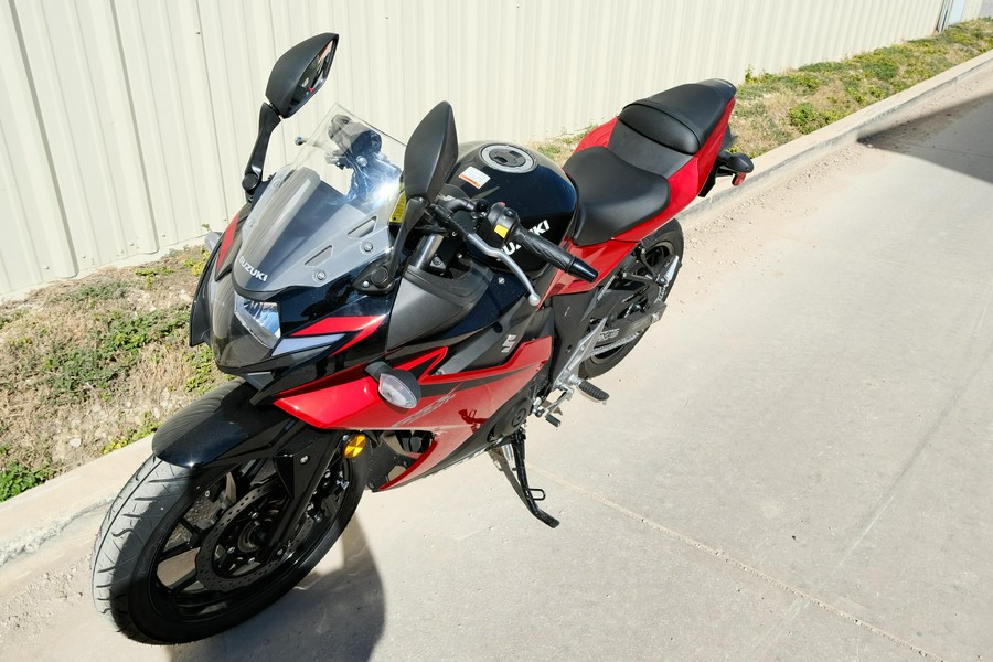 2025 SUZUKI GSX250R ABS