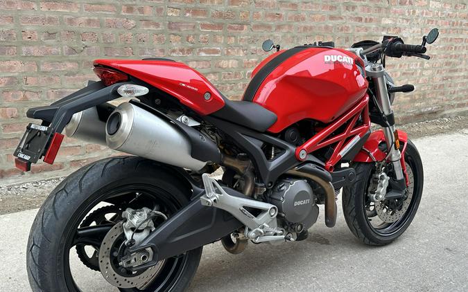 2012 Ducati Monster 696