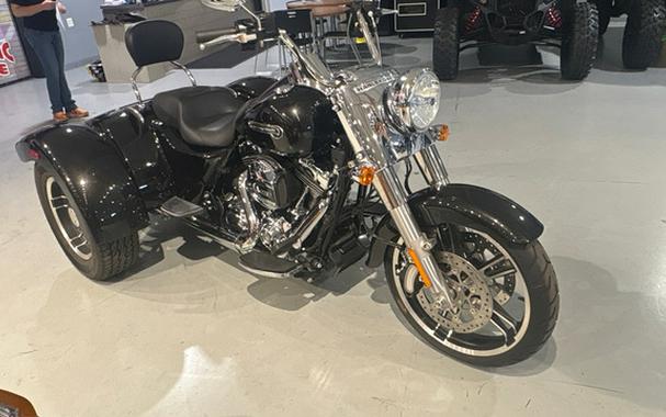 2016 Harley-Davidson Trike FLRT Freewheeler