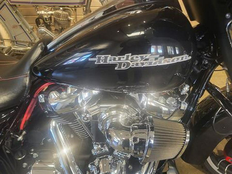 2019 Harley-Davidson Street Glide®