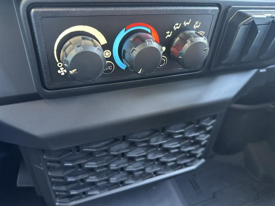 2026 Can-Am® Defender MAX LONE STAR CAB HD11