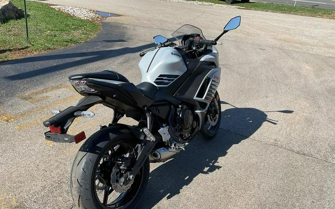 2026 Kawasaki Ninja® 650 ABS