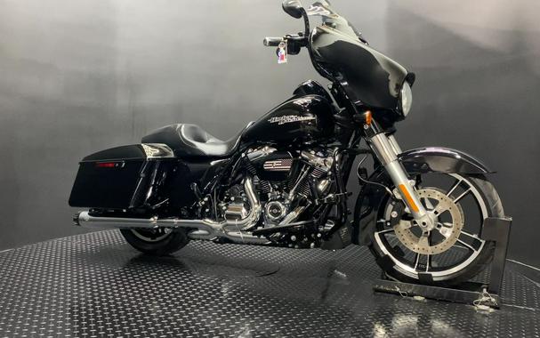 2017 Harley-Davidson® FLHXS - Street Glide® Special