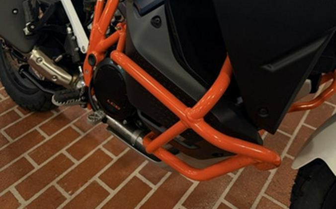 2026 KTM 1390 Super Adventure R 1390