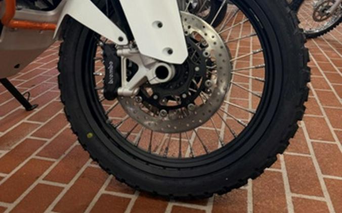 2026 KTM 1390 Super Adventure R 1390